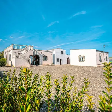 Holiday home Casa Oasis 17 Pax Pool Jacuzzi Bbq Reus